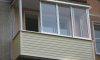 Остекление балкона в современной квартире