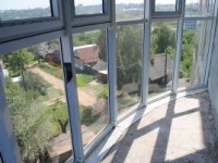 Панорамное остекление балкона – дизайнерская находка для стильного интерьера