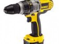 Аккумуляторный шуруповерт (дрель) DeWalt DCD945B2