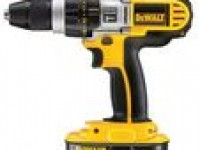 Аккумуляторный шуруповерт (дрель ударная) DeWalt DCD925B2